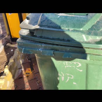 Talas Belediyesi Çöp Kovası Değişim Talep Ediyoruz