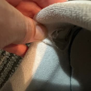 Adidas Kalitesiz Ürün Satıyor