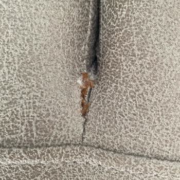 İstikbal Nova Koltuk Takımı, Ürün Dikiş Yerlerinden Patladı