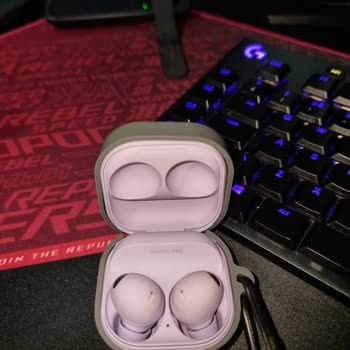 Samsung Buds2 Pro Case Staining & Peeling Issue