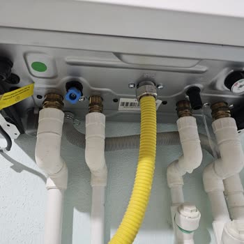 Warmhaus Kombi Su Akıtıyor