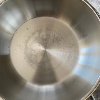Karaca Züccaciye Çelik Çeyiz Seti Lekelendi