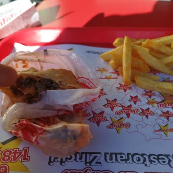 Öncü Döner Personel Ve Ürünler