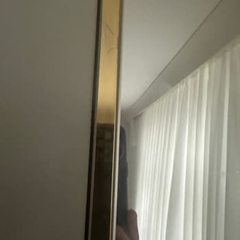 Bellona Yatak Odası Çizik