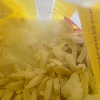 Migros Torpat Patates İçerisinin Buz Yığını Olması Ve Tat Bozukluğu