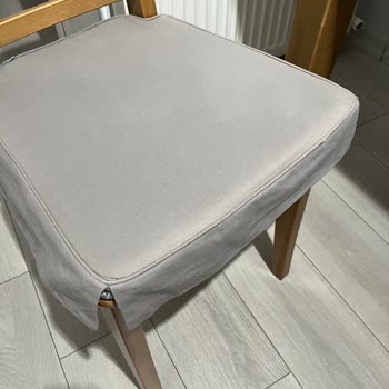 IKEA Sandalye Minderinin Rengi Soldu