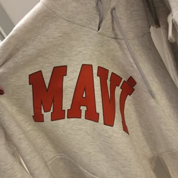 Mavi Markası Sweatshirt Şikayeti