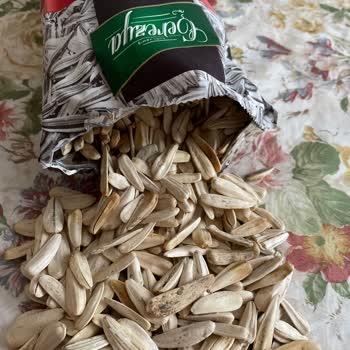 Çerezya Aldığım Çekirdek Bayat Ve Acı