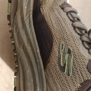 Kalite Hayal Kırıklığı: Skechers Ayakkabıda Yırtılma Sorunu