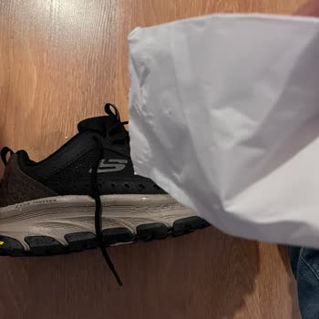 Skechers Su Geçirmez Denen Ürün Su Geçirdi