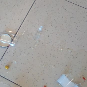 A101 Kalitesiz Poşetler Ve İlgisiz Hizmet