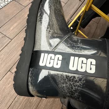 A101 Ugg Marka Bot Buhar Sorunu