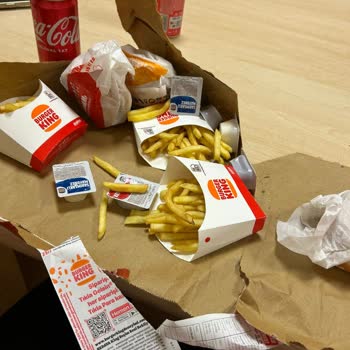 Burger King Narlıdere Eksik Ve Lezzetsiz Ürün