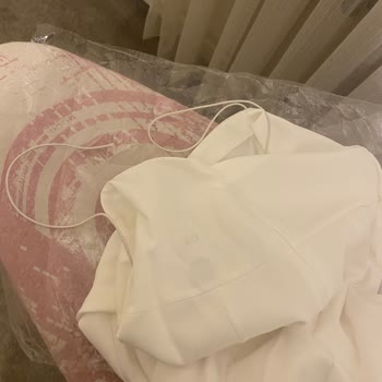 Eyyo Butik İp Askısı Kopuk Gönderildi