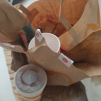 Yemeksepeti Kötü Gelen Siparişe Canlı Destek İlgisizliği