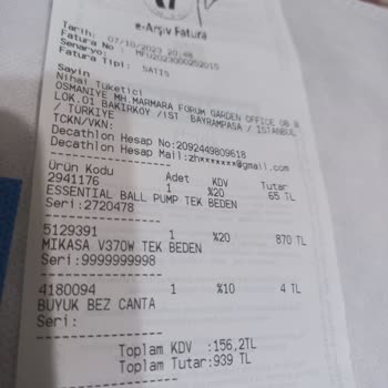 Marmara Forum Decathlon Mikasa Top Kendiliğinden Yırtıldı