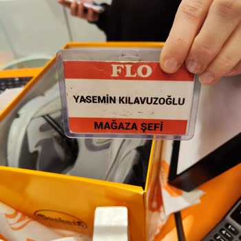 FLO Ayakkabı FLO'NUN Kalitesiz Çalışanları Ve Haksız Yere İade Almamaları