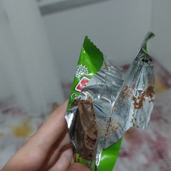 Eti Çikolata Paketten Yarım Çıktı