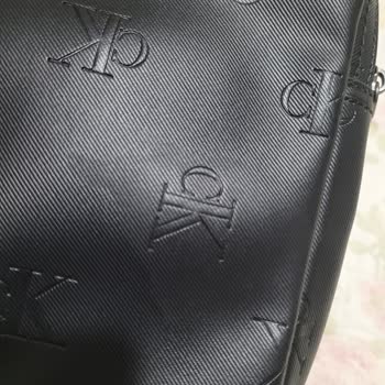Calvin Klein Çanta Boya Hatası Boyner