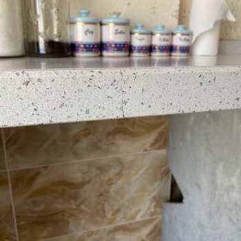 Belenco Mermer'de Çatlak Ve Renk Solması