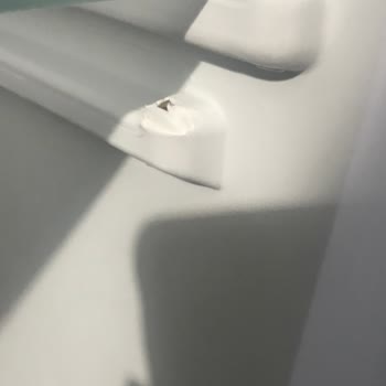 Uğur Soğutma Ued 6261 Dtk Sağ Çekmece Ön Kısımları Üretim Kaynaklı Deliniyor