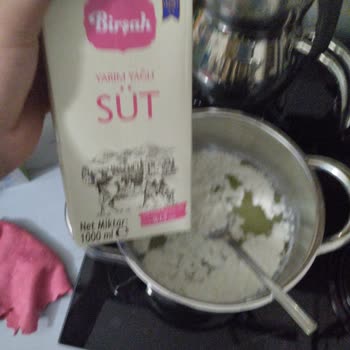 Birşah A101'de Satılan Sütte Yaşanan Tuhaf Durum!