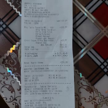 McDonald's Acılı Tavuk Çiğ Çıktı