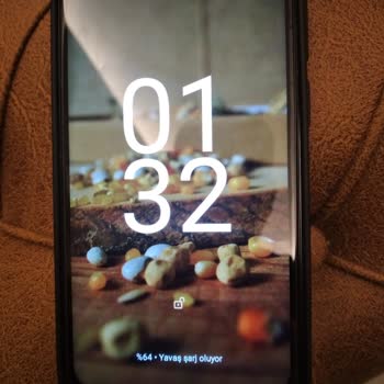 Reeder Telefon Mağduru Oldum