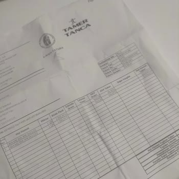 Tamer Tanca Ayakkabının Bağcık Deliği Kısmında Paslanmalar Meydana Gelmesi