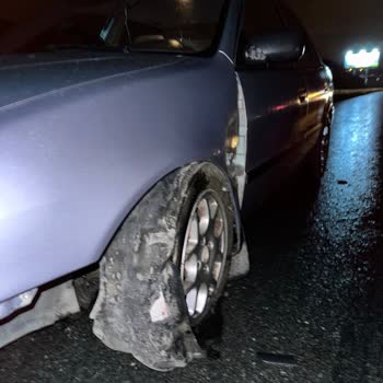 TEM Otoyolu Yolun Ortasında Kocaman Tır Lastiği Belirmesi!