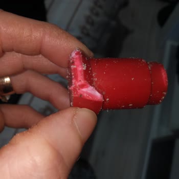 BİM Patito Cipsten Kocaman Plastik Parça Çıktı