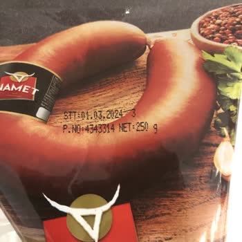 Namet Sucuk Yabancı Madde
