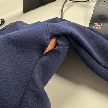 Madam Moss Kalitesiz Kumaş Ve Özensiz Dikiş!