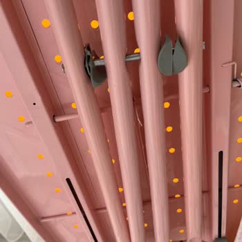 Perilla Ütü Masası Parçalandı