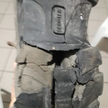 Scooter Ayakkabı Bot Alt Taban Parçalanması