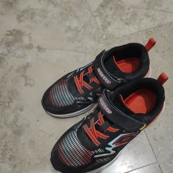 Lotto Yeni Ayakkabıda Erken Kusur Hayal Kırıklığı