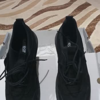 Deichmann Kalitesiz Ürün Ve İlgisiz Satıcı