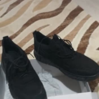 Deichmann Kalitesiz Ürün Ve İlgisiz Satıcı