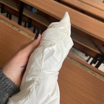 2 Haftalık Bershka Mont Sökülüyor
