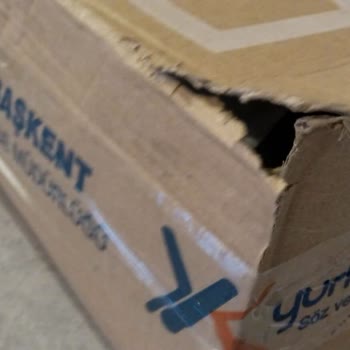 Penti Yurtiçi Kargo Teslimatı Yırtık Paket