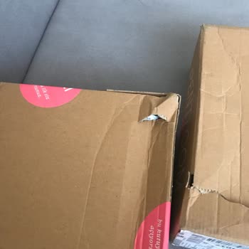 Yurtiçi Kargo Online Alışverişte Kargo Paketlerinin Hasarlı Teslim Edilmesi