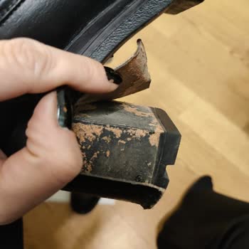 Elle Ayakkabı Ürünü İncelemek İçin Talep Oluşturmuyor