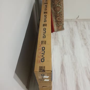 Vatan Bilgisayar Kargodan Kırık Gelen Onvo Marka Televizyonu Vatan Mğz Değiştirmiyor.