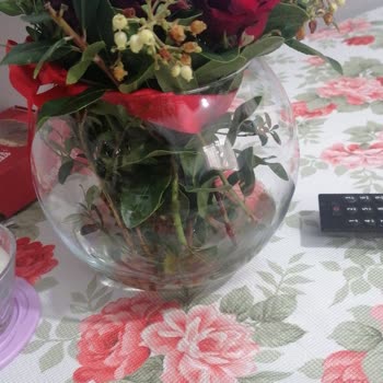 Solmuş Çiçek İl İlgisiz Çiçek Sepeti