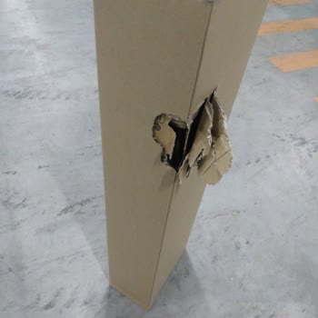 Kolay Gelsin Kargoyu Taşıyamadı