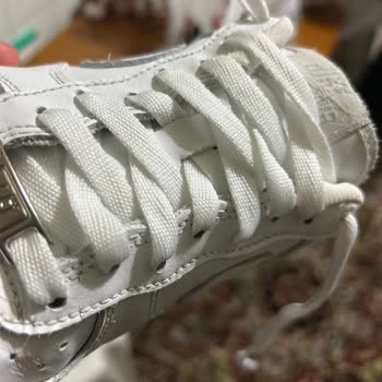 Online Lostra İlgisizliği Ve Sıfır İşçilik