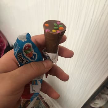 Ozmo Külahsız Çikolata Ve Tadı Bozuk Bonibon