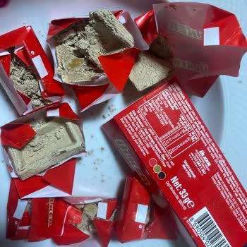 Ülker Napoliten Çikolata Bozuk Çıktı
