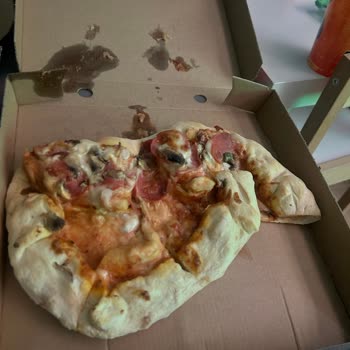 Yemek Sepeti Pizza Hut Anlaşamazlığı