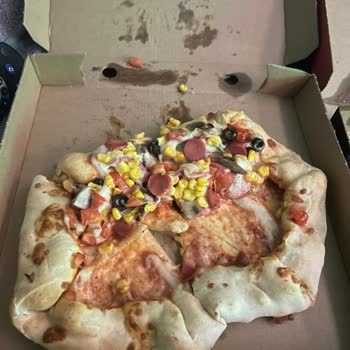 Yemek Sepeti Pizza Hut Anlaşamazlığı